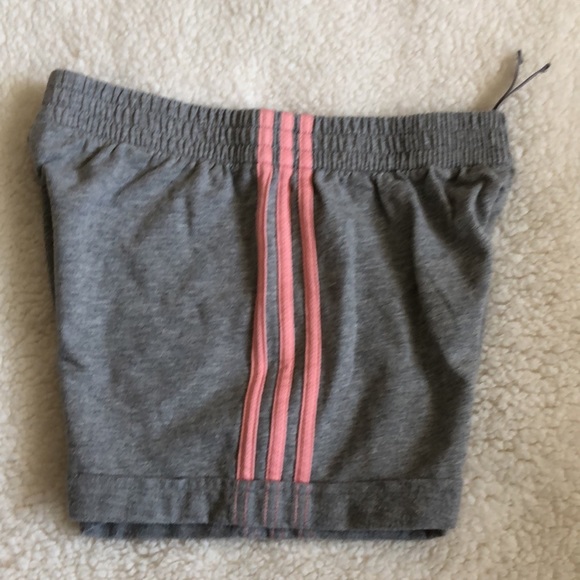 Girls Adidas Short - Picture 7 of 8